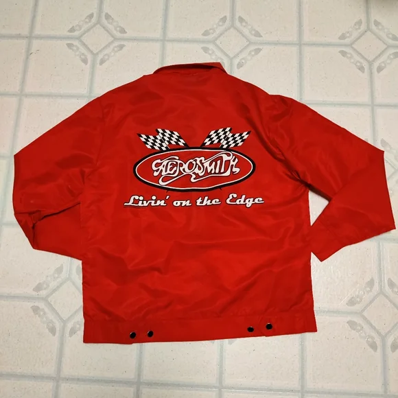 * Host Pick * Vintage Aerosmith Lightweight Tour Jacket ๐๐ค๐ค - Picture 2 of 8